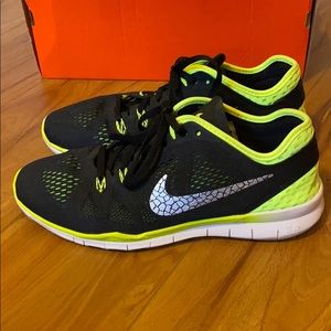 Nike Free 5.0 Women’s Sneakers Size 7.5